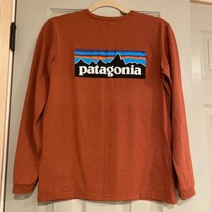 Patagonia long sleeve tee, size XS